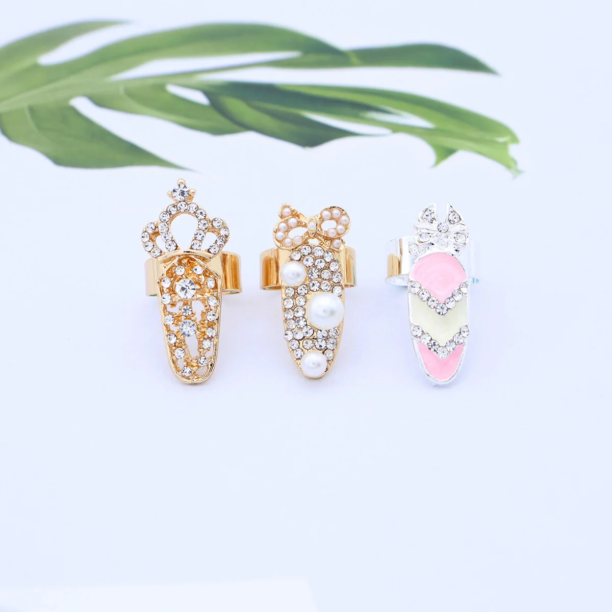 

12pcs Nail Art Charms Bowknot Crown Crystal Nail Decoration Nail Finger Rings