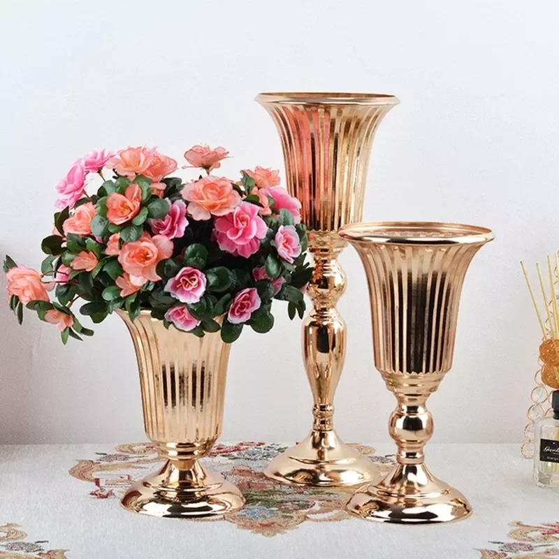 

NEW Luxury Golden Vase Home Desktop Crafts Flowers Ornament Arrangement Decoration Wedding Party Table Rack