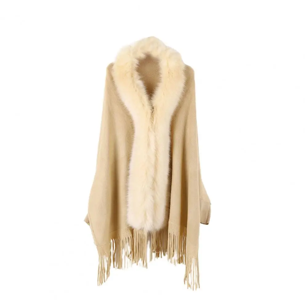 

Женская накидка-пончо с длинным рукавом и искусственным мехом