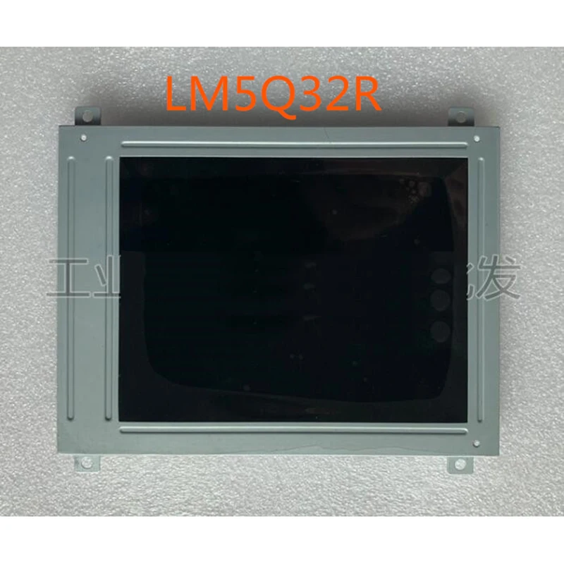 

ЖК-панель LM5Q32R