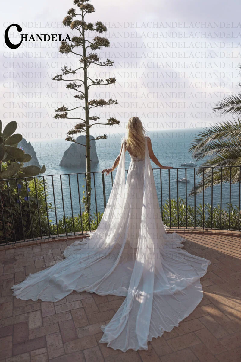 Рисунок 2 - Женское свадебное платье с открытой спиной