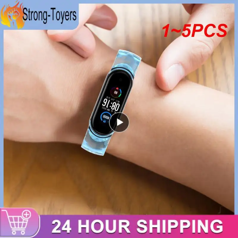 

1 ~ 5 шт. новый креативный фотохромный ремешок для Galaxy Fit 2 SM-R220 Модный мягкий ТПУ сменный ремешок для часов умные часы