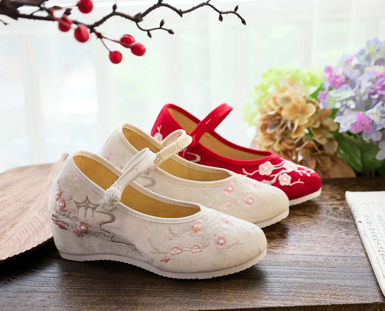 CY395 Женская тканевая обувь Hanfu с вышивкой в стиле ретро древние китайские туфли
