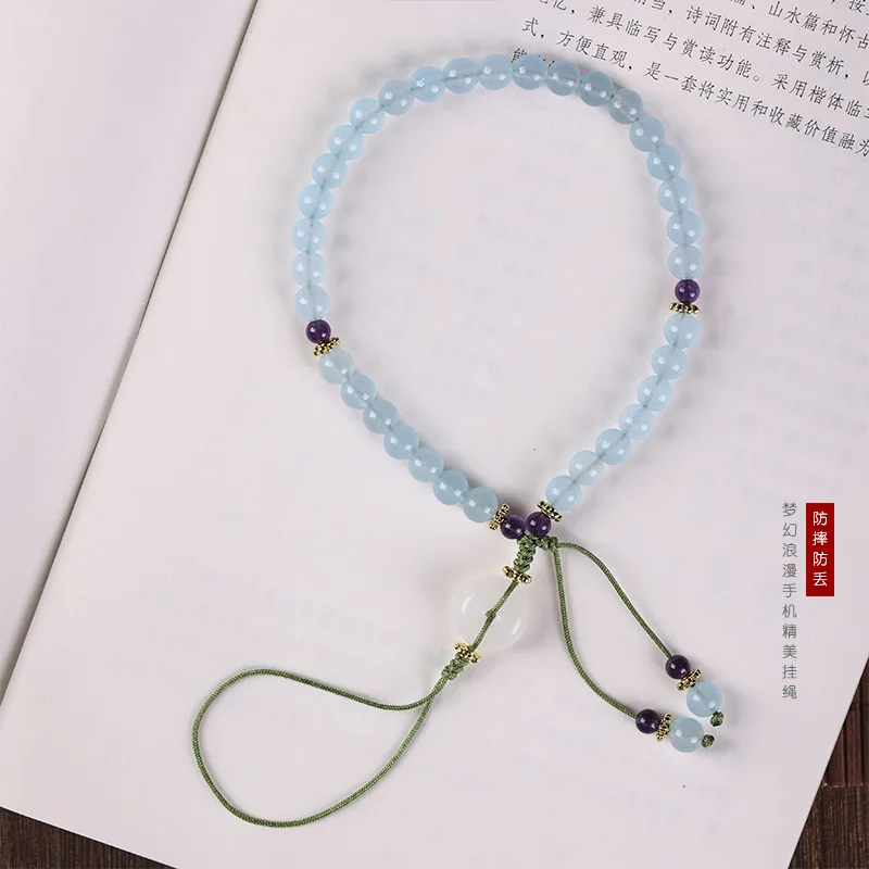 

Natural chalcedony agate DIY hand woven mobile phone lanyard, fresh and simple, elegant, short wrist pendant, women's decoration