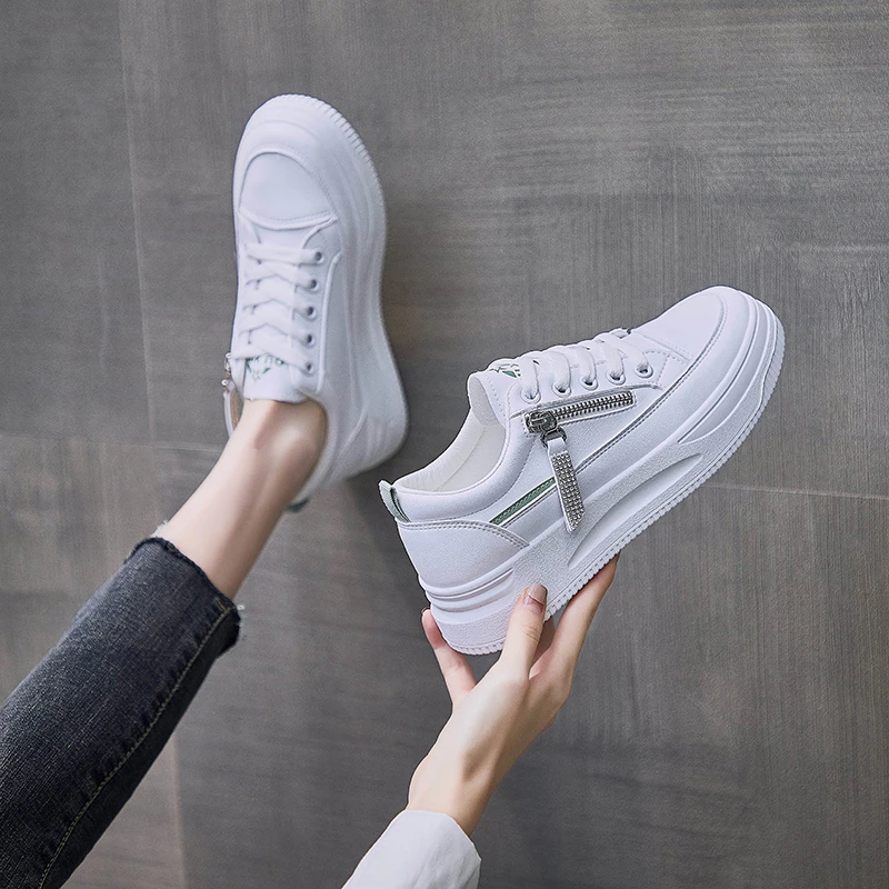 

Spring and Autumn New Women's Vulcanized Shoes Solid Color Round Toe Flat Low Shoes Outdoor Non-slip Comfortable Casual Shoes