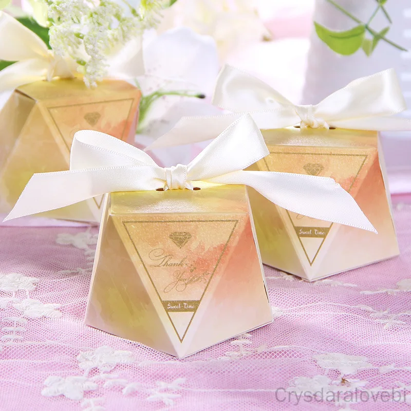 

50pcs Wedding Candy Box Creative Diamond Girl Heart Wedding Gift Gift Packaging Paper Box Christmas Candy Box