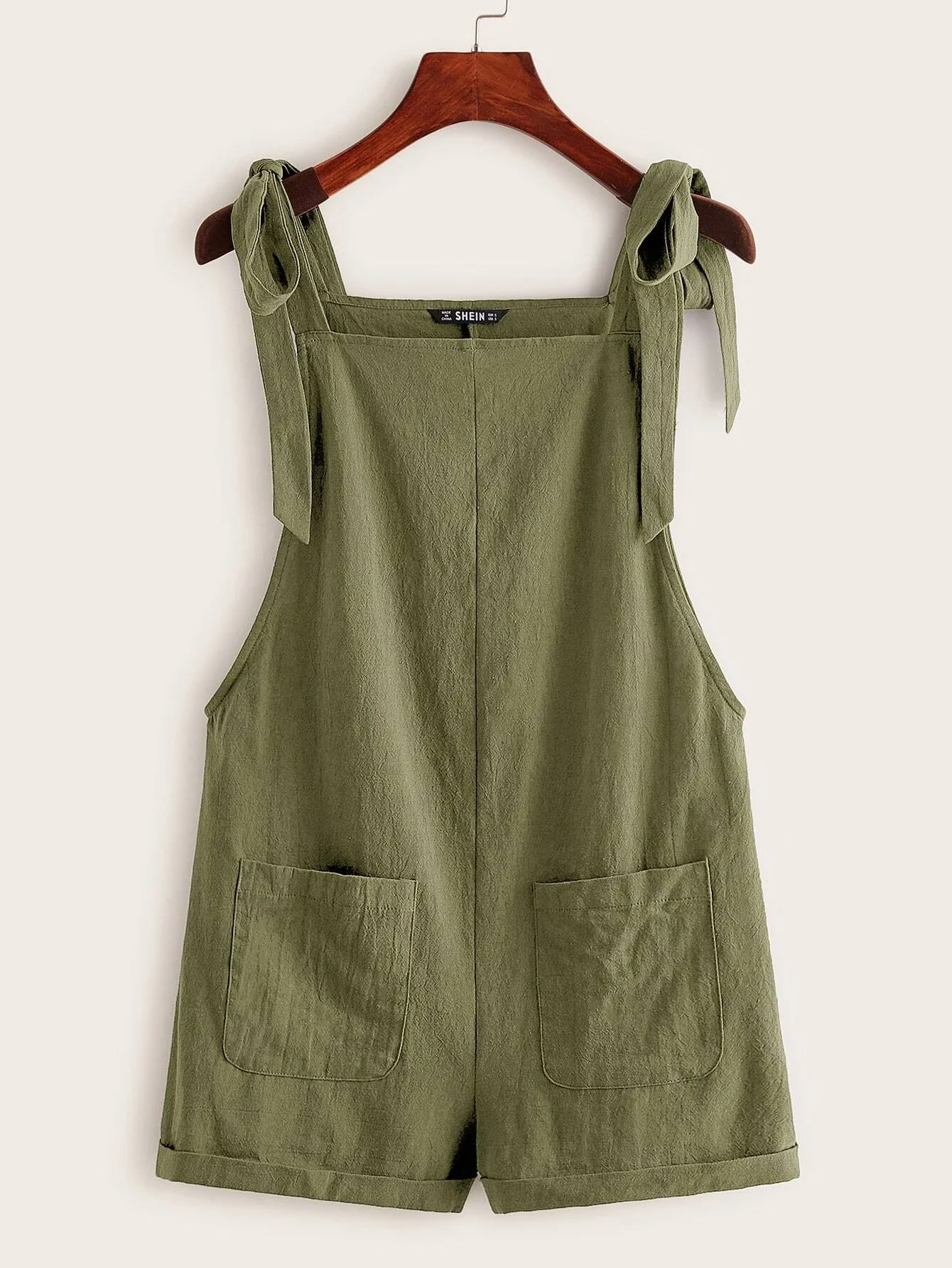 

Knot Strap Pocket Patched Overall Shorts