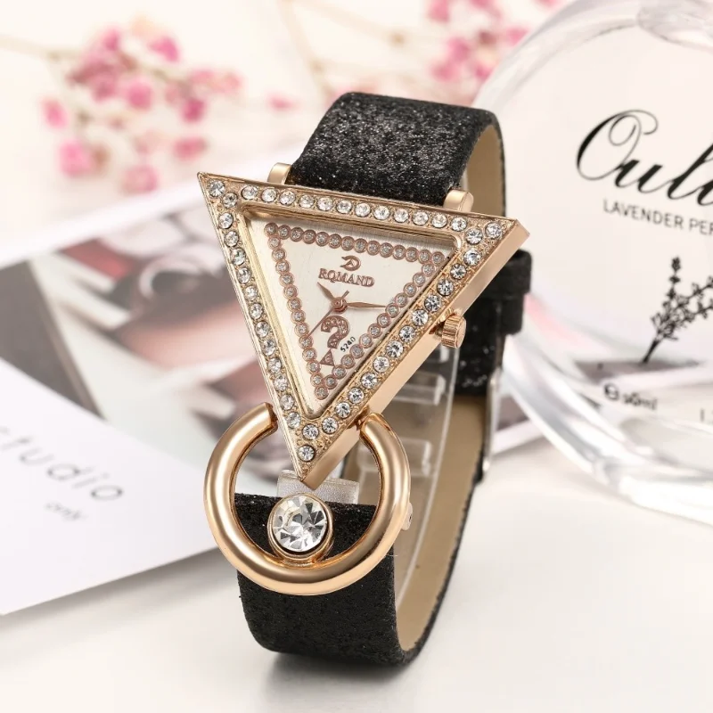 

Women Watches Creative Luxury Triangle Rhinestone Dial Frosted Strap Ladies WristWatch Fashion Quartz Watch Relojes Mujer