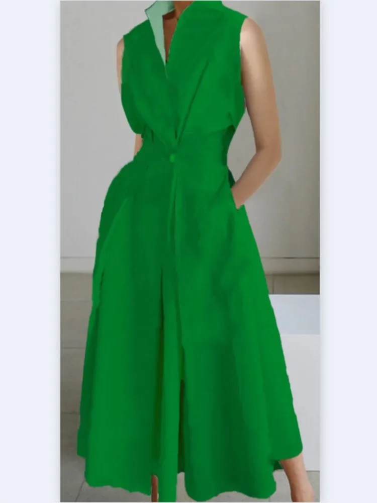 Женское платье в горошек с V-образным вырезом и принтом