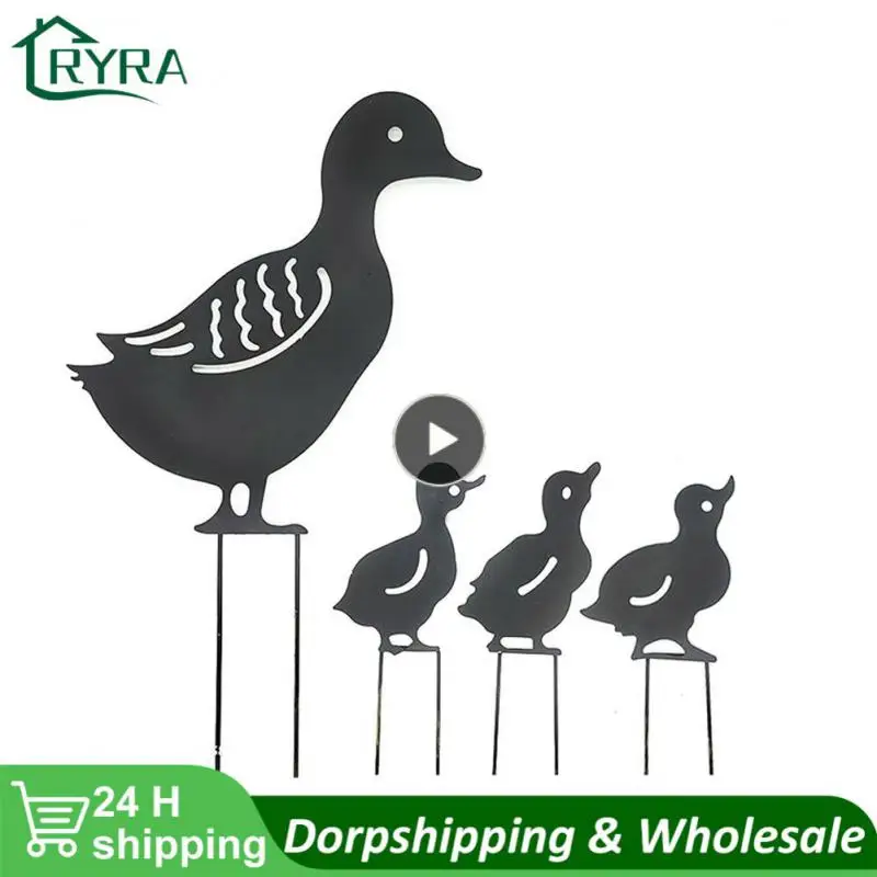 

Garden Supplies Lawn Decoration Iron Ducks Creative Hollowed Outdoor Courtyard Garden Decor Cute Ornaments 2021 New