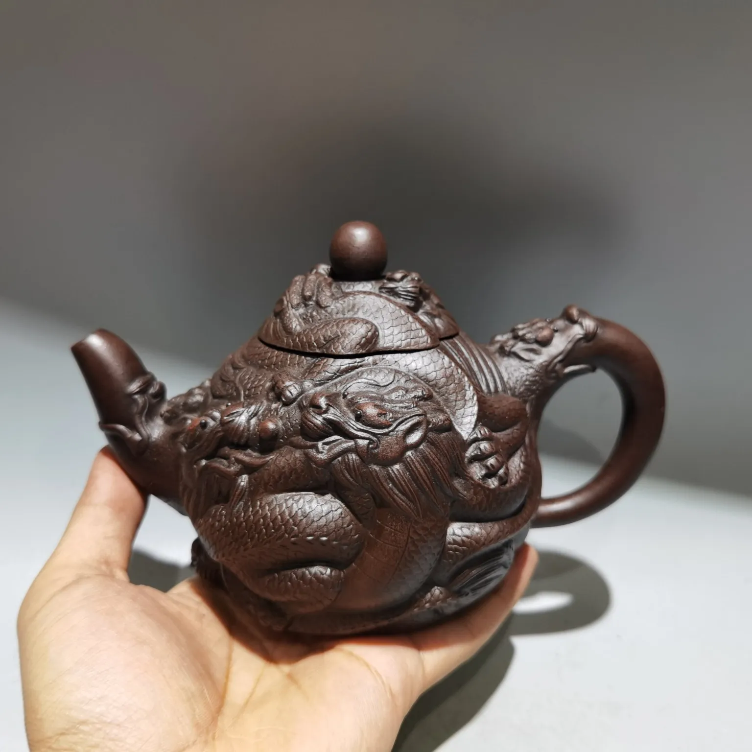 

7"Chinese Yixing Purple Clay Pot poetry Nine Dragons Texture Kettle Teapot purple Mud Gather fortune Office Ornaments