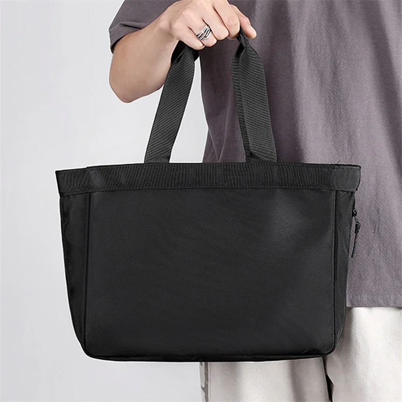 

Soild Color Designer Large Capacity Ladies Shoulder Bag Fashion Handbag Women Men High Quality Nylon Women Tote Bags Sac