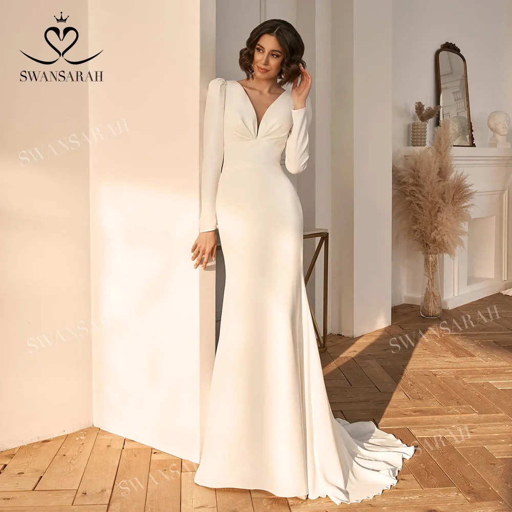 

Платье свадебное атласное с V-образным вырезом, длинным рукавом и пуговицами