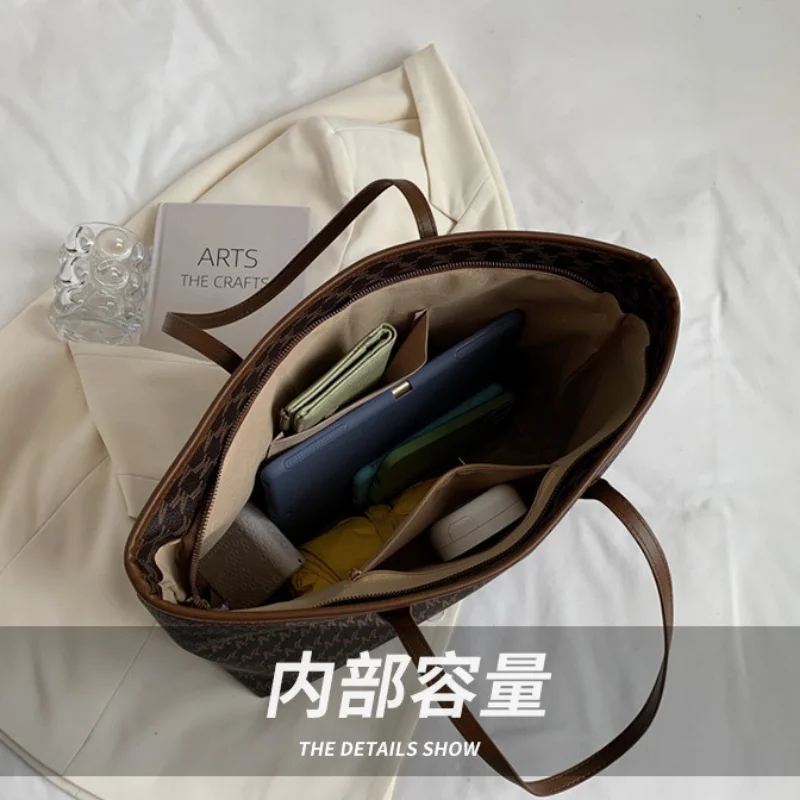 Women's Hot Trend Luxury Letters Shoulder HandBags Large Capacity Retro Simple Tote Bag Shopping Hand Bags for Women Beach Bags