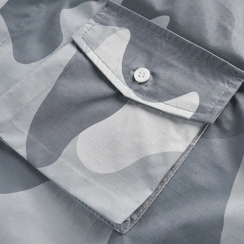 Tooling Shirt Men Summer Camouflage Print Loose Cardigan Shirt Men Short Sleeve Single-Breasted Pocket Stitching Vintage Shirt
