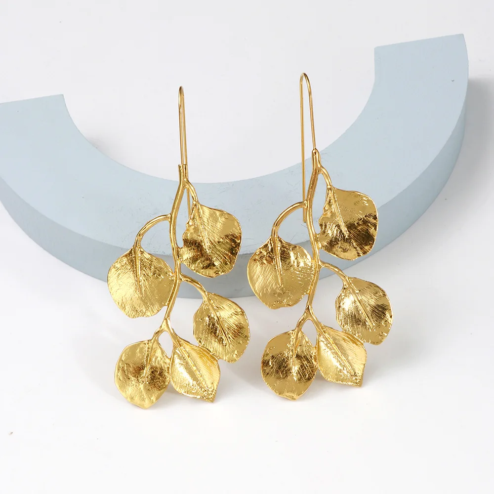 

Minar Creative Gold Color Metallic Leaves Long Drop Earrings for Women Femme Trendy Leaf Pendant Earring Statement Party Jewelry