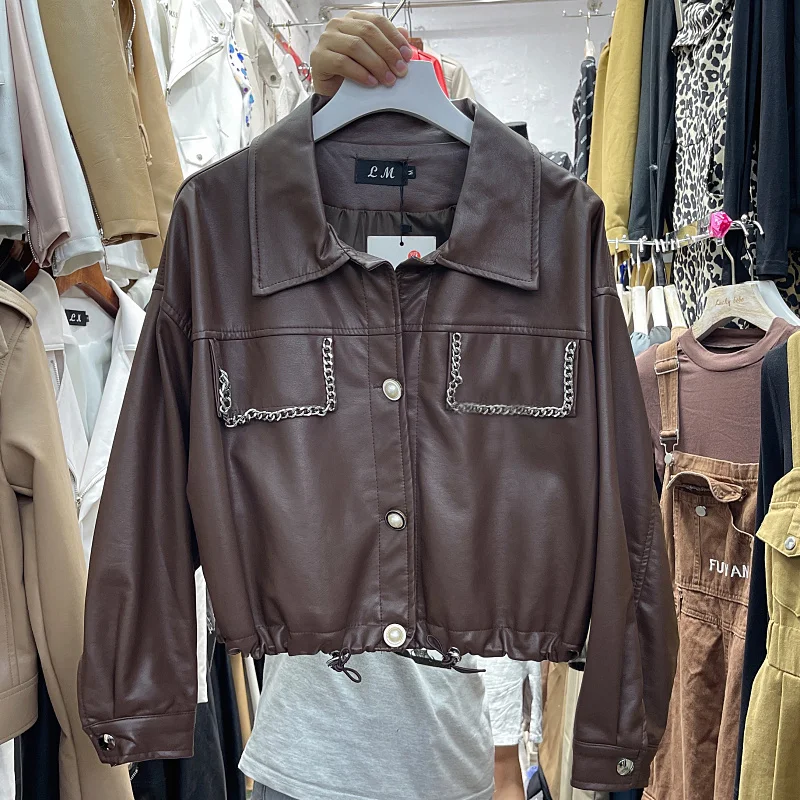 

2022 New Chain Decoration Drawstring Waist Short Faux Leather Jacket Women Coat Autumn Casual Lapel Single Breasted Biker Jacket