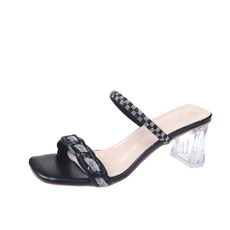 

2022 Spring/Summer Square Head Fashion Korean Version Buckle Crystal Thick Heel Casual Spot Fashion Middle Heel Flip Sandals