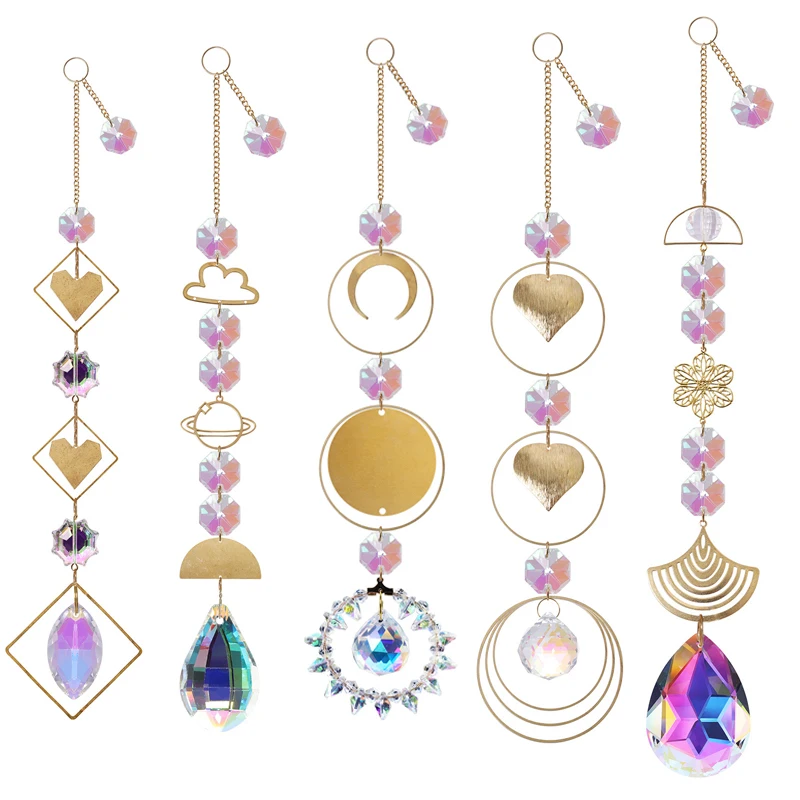 

Hanging Crystal Suncatcher Rainbow Prism Maker Sun Light Catcher Glass Ball Pendant Ornament Window Chandelier Garden Decor