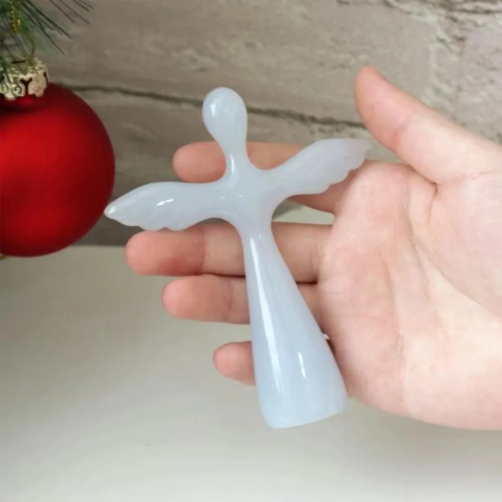 Статуэтка ангела из смолы