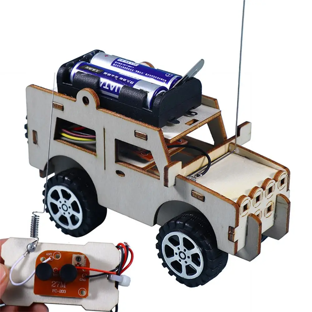 

Homemade Remote Control Jeep Car Technology Assembly DIY Toy Solar Car STEM Toy Wooden Cars Model Wireless Remote Control Car
