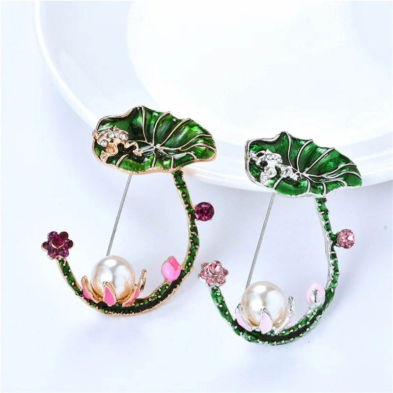 

fashion Enamel green lotus brooch woman clothing accessories party plant pearl brooches