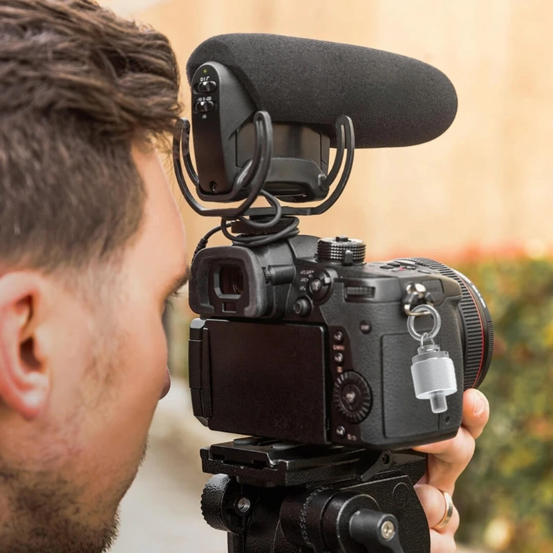 

Male to Female Metal Adapter with 1/4" Male D-ring for Rode Microphone DSLR
