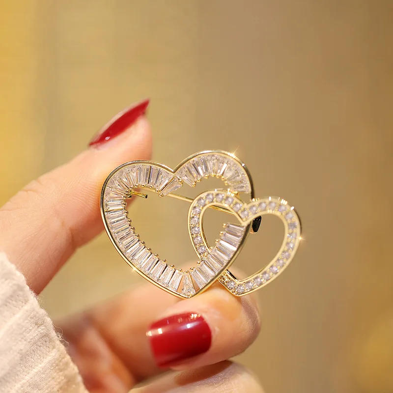

2022 New Women's High-grade Copper Zircon Double Heart Brooch Sweet and Lovely Suit Dress Brooch