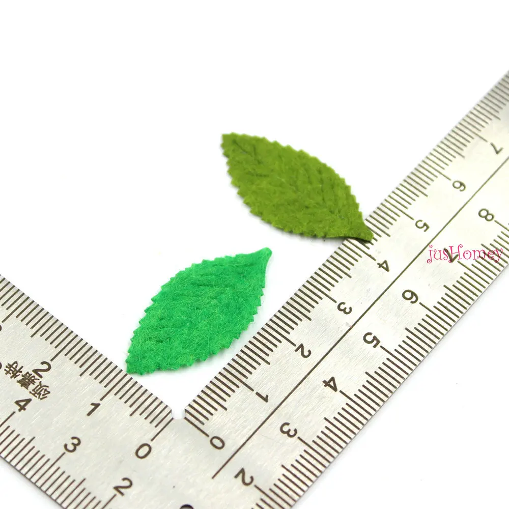 100 шт. войлочные аппликации в виде зеленых листьев 30 х15 мм