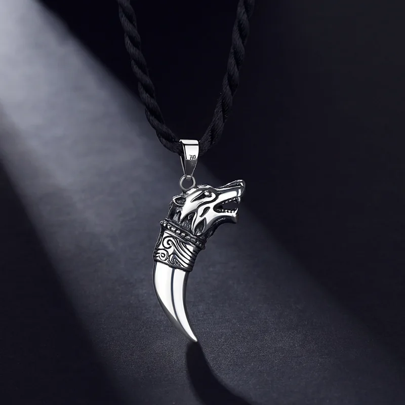 2022 New Fashion Wolf Tooth Pendant  Necklace S925 Pure Silver Necklace Hip-hop Men's Simple Forest Pendant