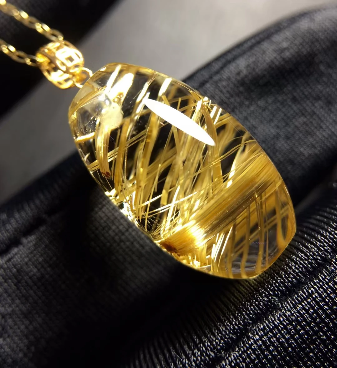 Подвеска из натурального золота с рутилированным кварцем и тыквой ювелирные