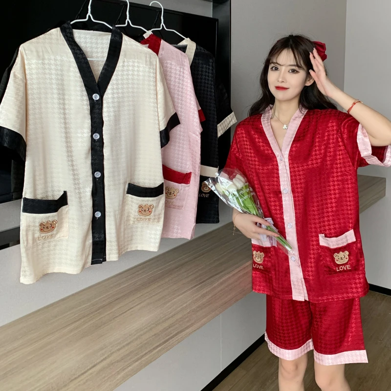Melting snow and ice silk pajamas girl summer wind new short sleeve shorts outside two-piece can wear cute leisurewear suit