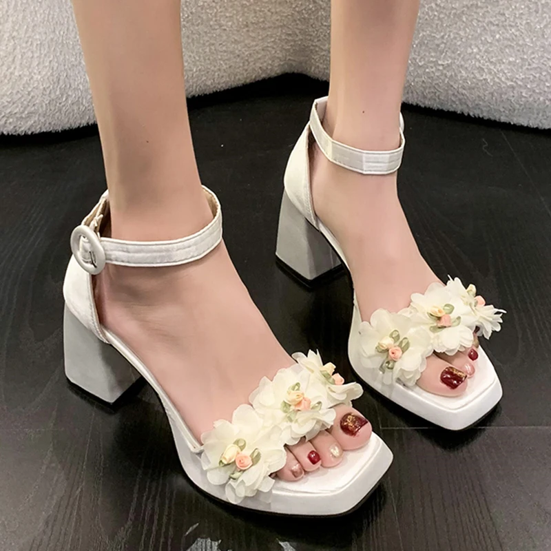 

Дизайнерские Брендовые женские туфли-лодочки с цветами, пикантные сандалии на высоком каблуке, обувь на массивной платформе, Новинка лета 2023, модная классическая женская обувь