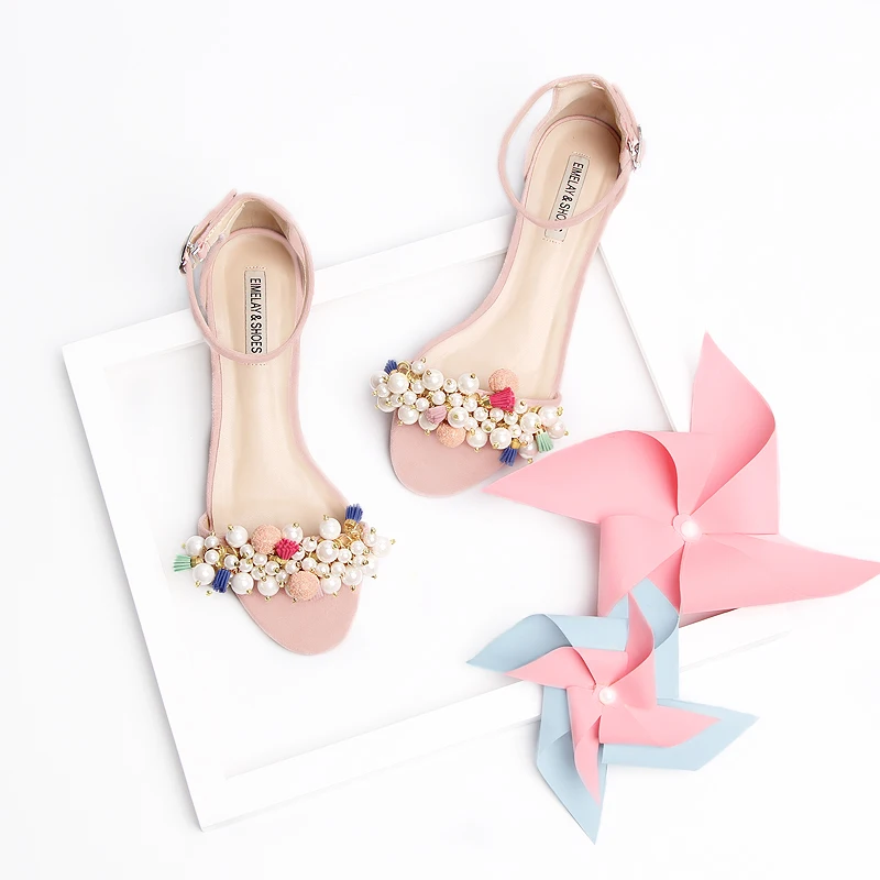 

Middle Low Heel Fairy Shoes Summer Pink One Line Wristband Large Size Small Size Thick Heel Sweet Girl Pearl Korean Sandals New