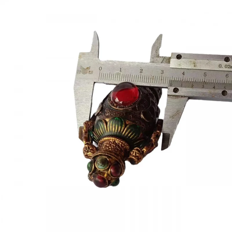 Поделки разнообразные тибетские антикварные инкрустированные Рубином табак