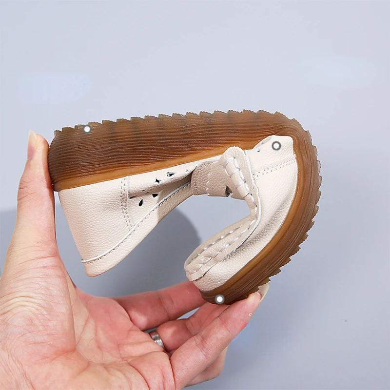 2022 Soft Women Flats Loafers Round Toe Slip-On Casual Shoes Breathable Comfortable Lady Footwear for Working Walking Sports