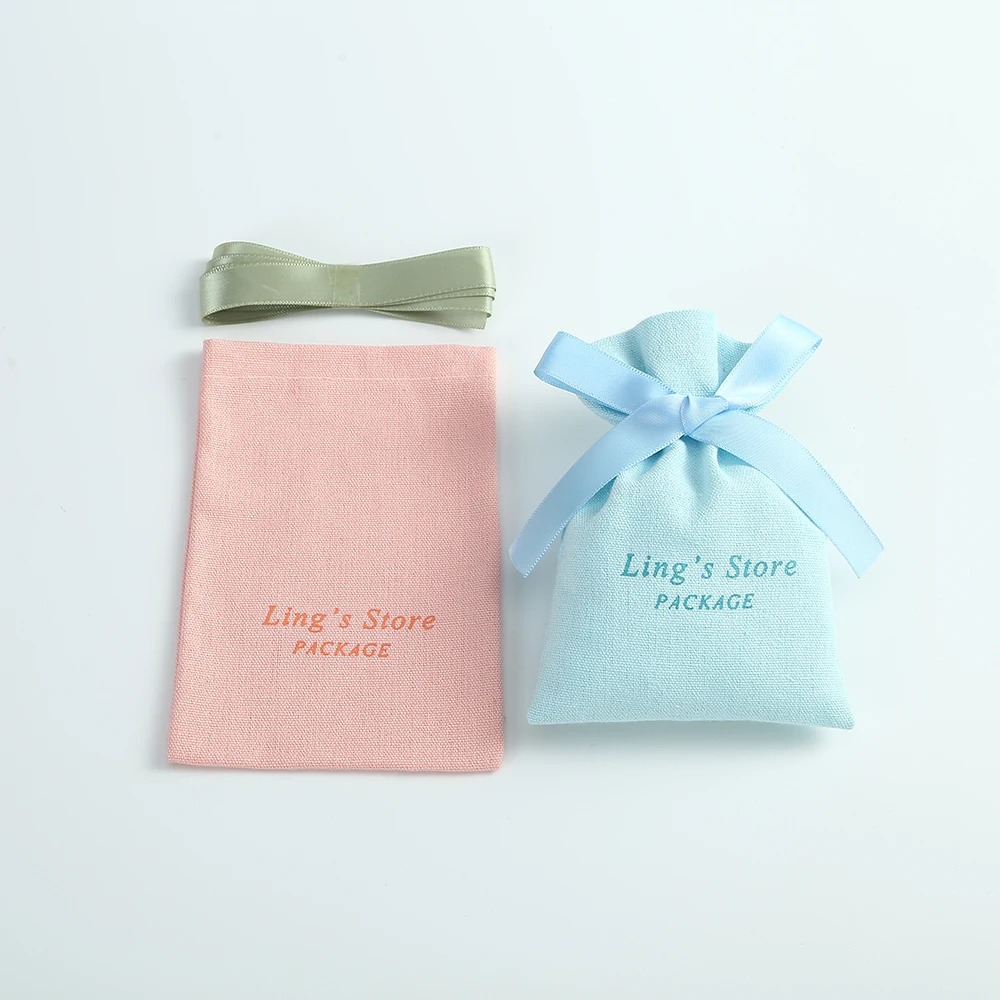 100pcs Cotton Burlap Jewelry Bag with Ribbon Custom Logo Jewelry Organizer Wedding Party Candy Bag Earrings Bag Personalizado