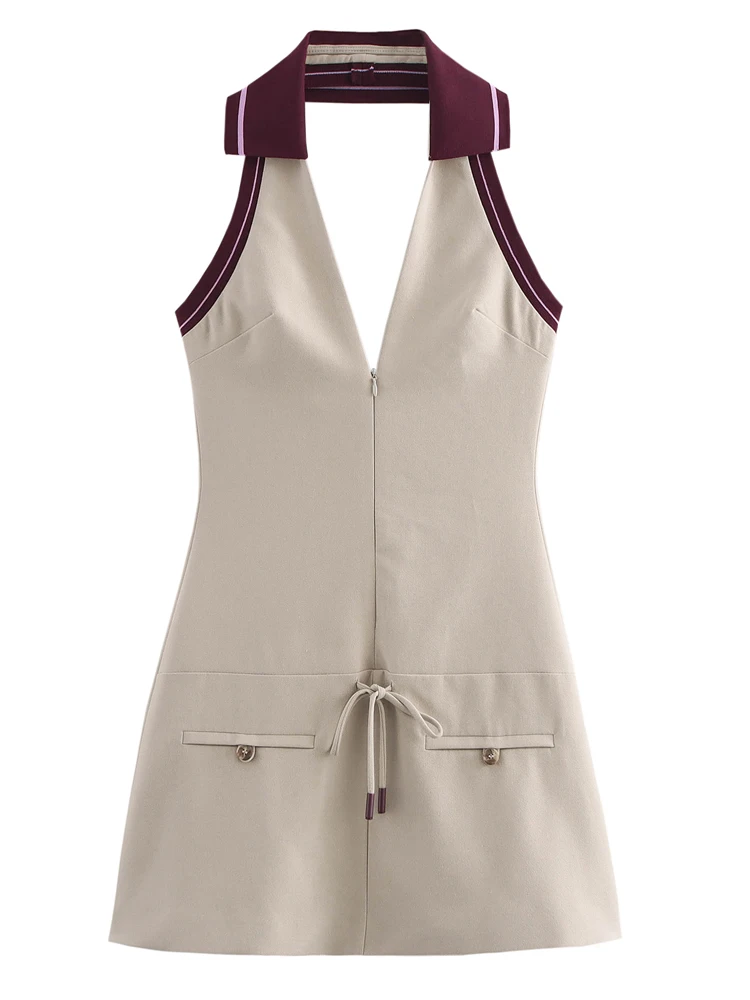 Женское мини-платье в полоску с открытой спиной и лямкой на шее