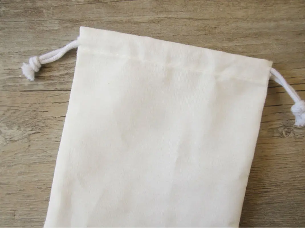 Personalized Print Logo Linen Cotton Drawstring Gift Bags Jewelry Packaging Pouches White Wedding Party Favor Candy Bags Custom