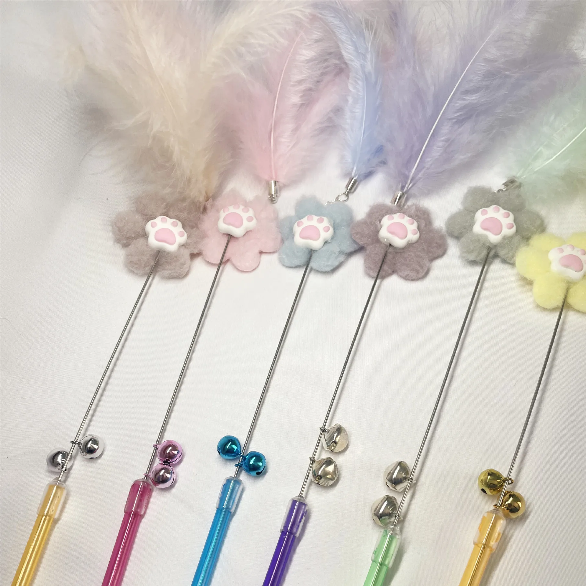 

Забавные палочки для кошек с пером, оптовая продажа, игрушка для кошек с колокольчиком, жевательный молар, товары для игр для кошек