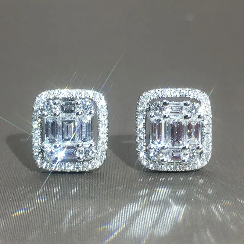 

YH-ZL Luxury Silver Square Stud Earrings Women Ear Piercing with CZ Stone Simple Stylish Girl Cool Earrings Hip Hop Jewelry