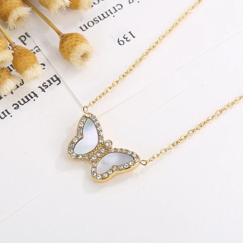 

Elegant Shiny Zircon Butterfly Necklace Women Girl Exquisite Stainless Steel Clavicle Chain For Ladies Jewelry Party Wedding