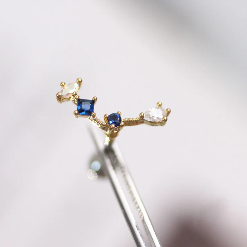 

S925 Silver Curved Sea Blue Boho Earrings Zirconia Exquisite Personality Ladies Fashion Jewelry Trend Ins Same Earring Gift