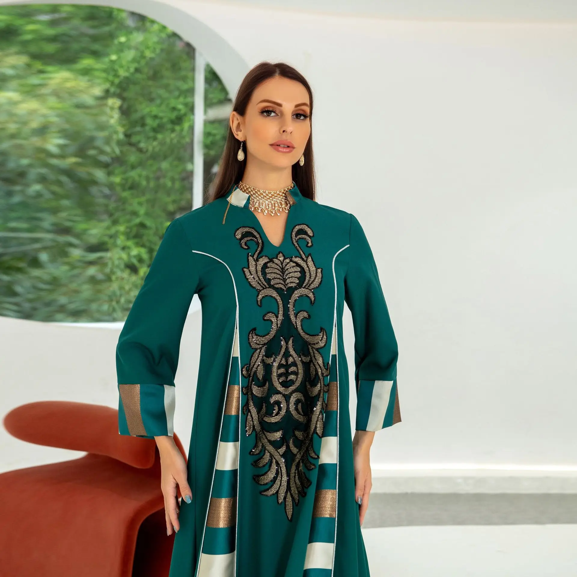 Women's New Arab Muslim Middle Eastern Retro Ethnic Beaded Piece Embroidered Patchwork Dress
