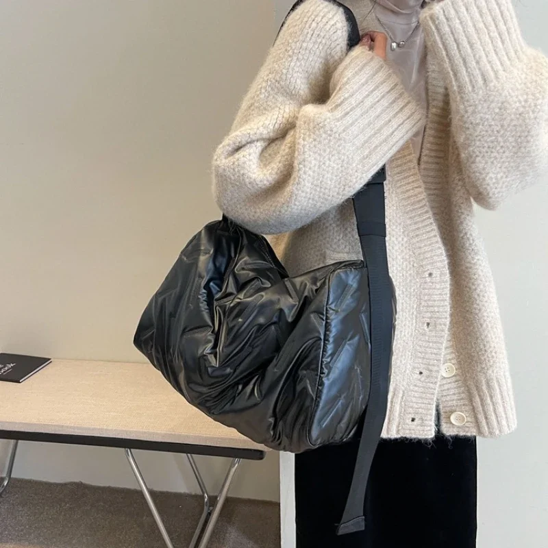 

Designer Luxury Handbags Bright Surface Quilted Cotton Shoulder Bag For Women OL Style Crossbody Bags Hobos Bolsa Feminina Tote