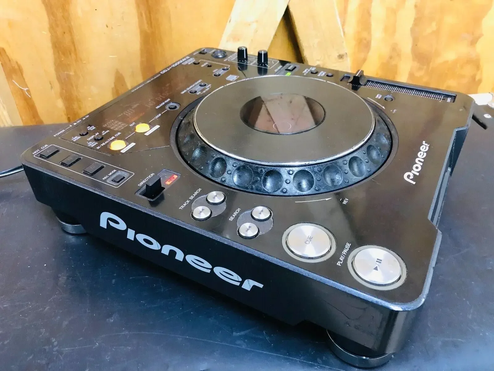 ЛЕТНЯЯ СКИДКА НА Продажамную цену D J Pion-eer CDJ 1000 System Multi-Player