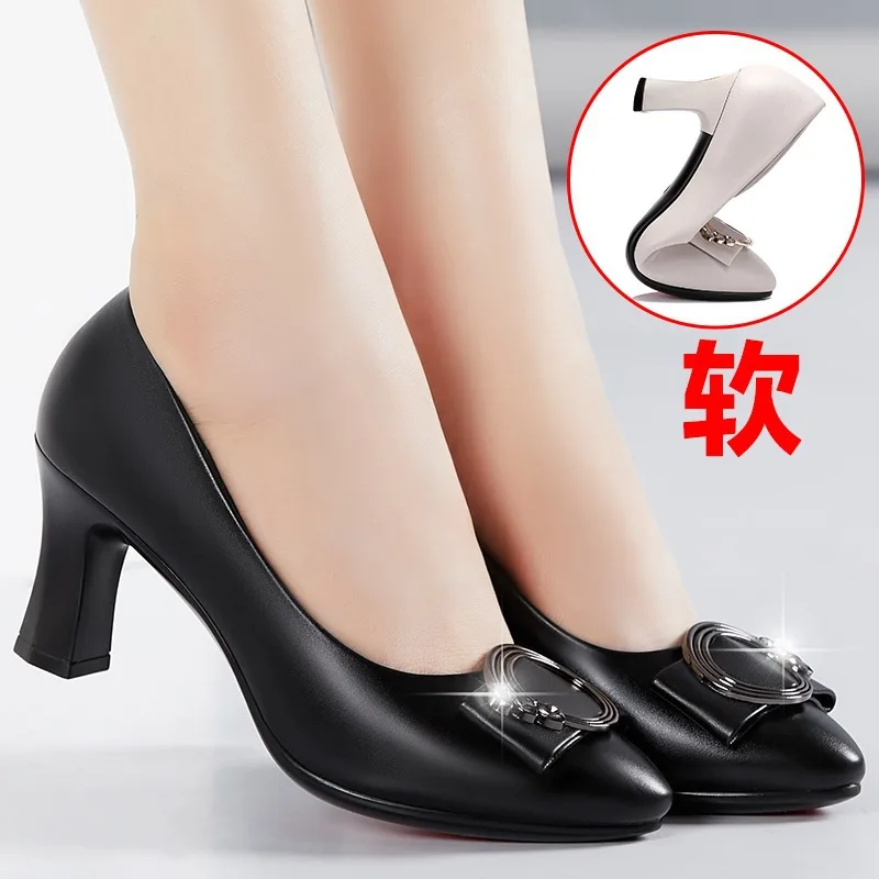 2023 Spring And Autumn Mid-heel Single Shoes Women's Middle-aged Women's High-heeled Soft-soled Leather Shoes For Mothers