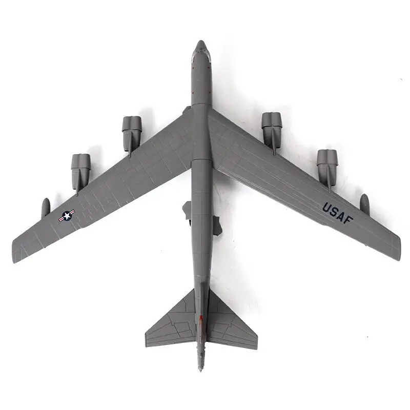 

1:200 Scale B52 Aircraft Model Alloy Simulation Stratospheric Fortress Long-range Strategic Bomber Model Ornaments Hot Sale
