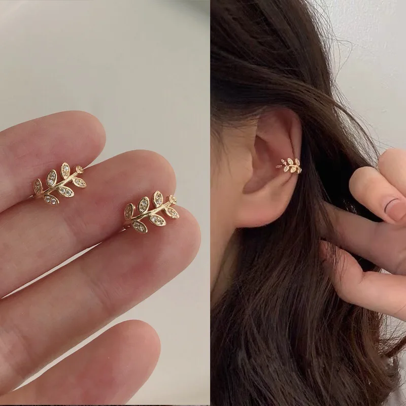 

Korean Leaf Ear Bone Clip Without Piercing Clip Earrings For Women Elegant Sparkling Zircon Crystal Ear Clip Wedding Jewelry