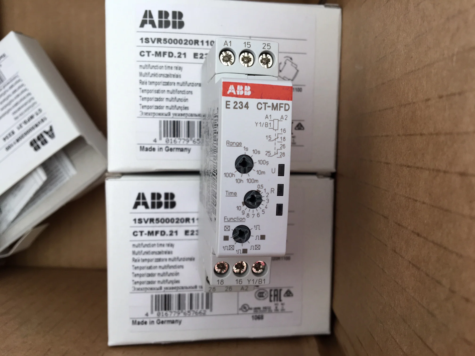 Новое оригинальное реле времени ABB CT-MFD.21 12-10083057 В переменного тока/постоянный ток